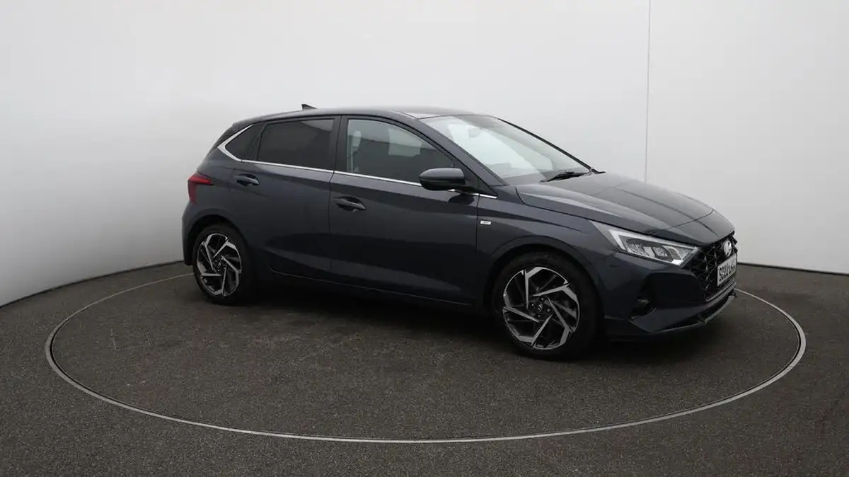2022-hyundai-i20-10-t-gdi-premium-eclutch-imt-big-47