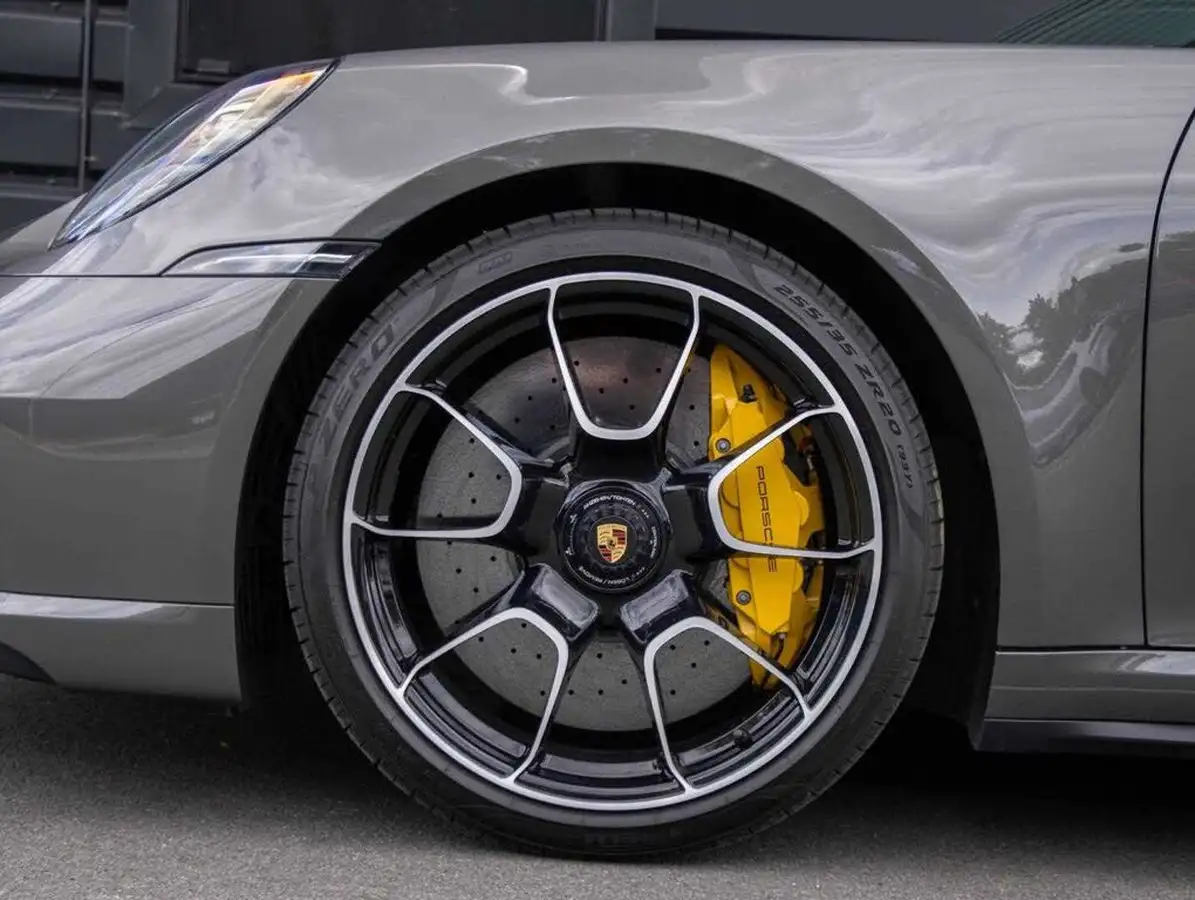 2023-porsche-911-38-turbo-s-awd-turbo-cabriolet-big-3