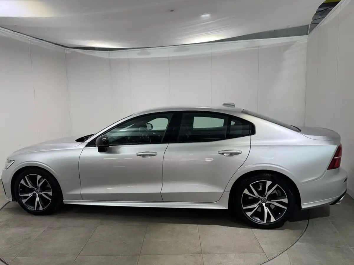 2019-volvo-s60-20-t5-r-design-plus-big-6