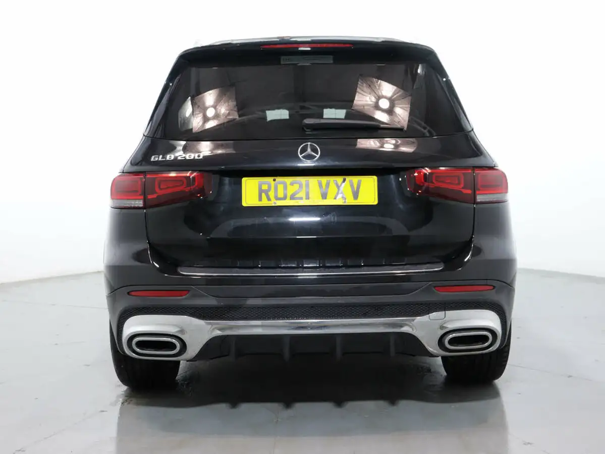 2021-mercedes-benz-glb-class-13-glb200-amg-line-7g-tronic-big-7