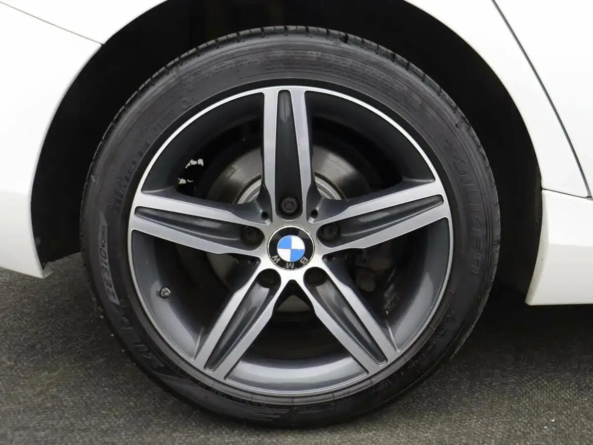 2017-bmw-1-series-15-118i-sport-5d-big-12
