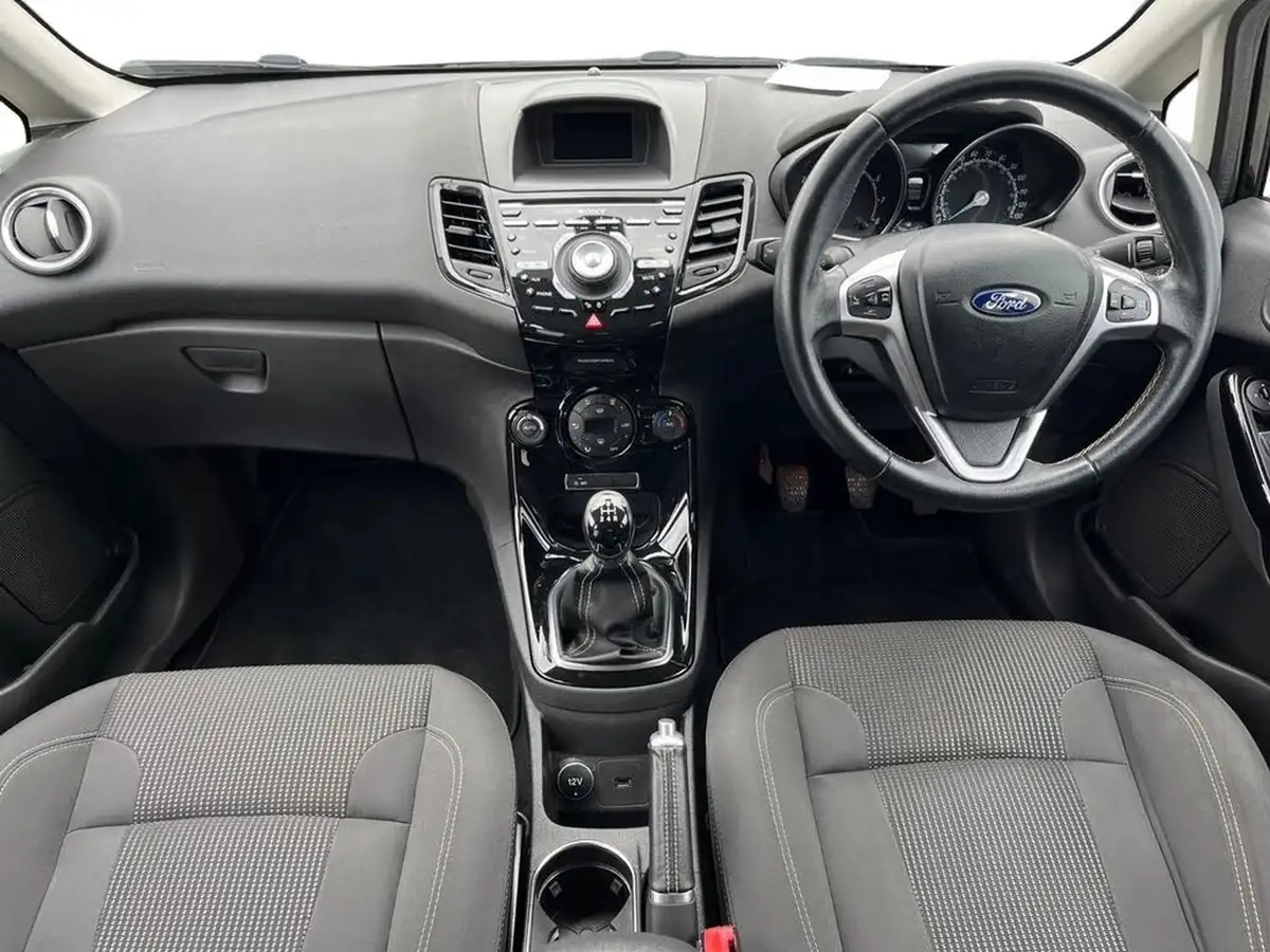 2017-ford-fiesta-10t-titanium-100ps-ecoboost-ss-5d-big-9
