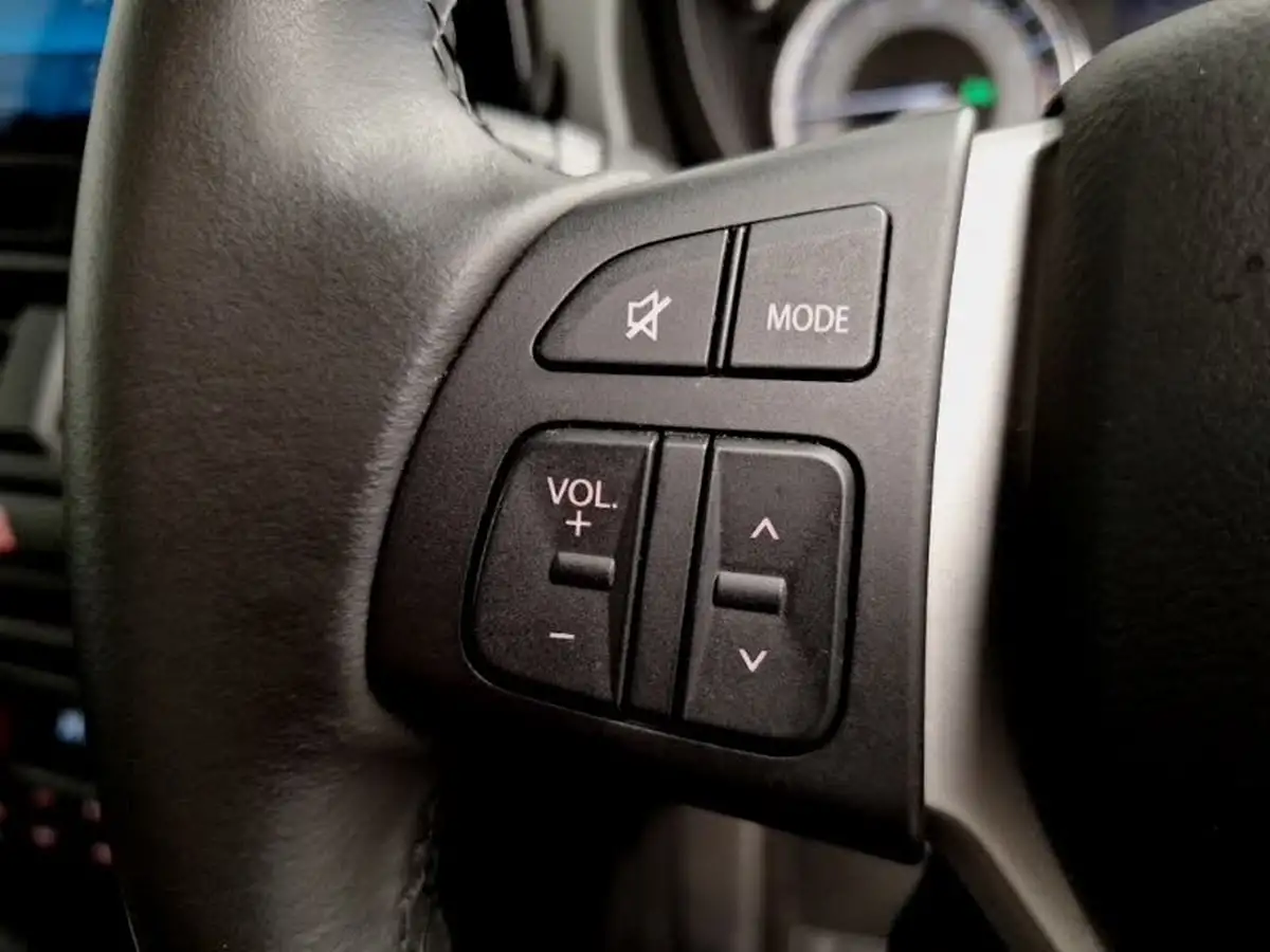 2024-suzuki-s-cross-15-motion-big-14