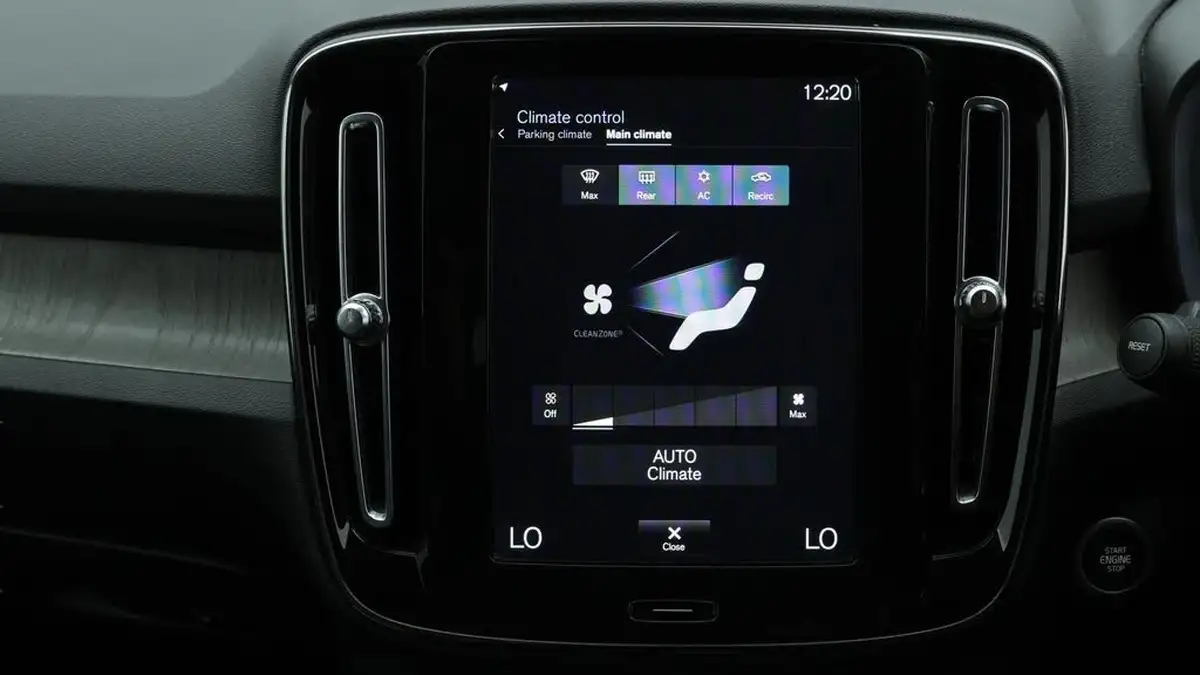 2020-volvo-xc40-15-t3-inscription-geartronic-big-12