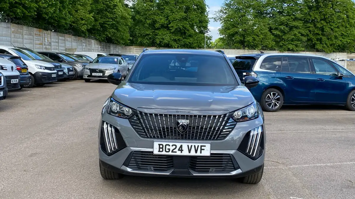2024-peugeot-2008-suv-12-puretech-allure-130ps-eat8-big-7