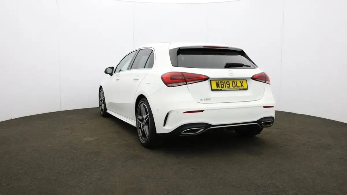 2019-mercedes-benz-a-class-13-a180-amg-line-executive-hatchback-5d-7g-dct-big-11