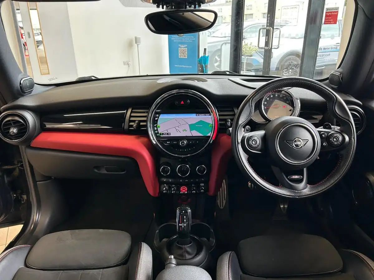 2019-mini-cooper-20-john-cooper-works-comfortnav-hatchback-3d-auto-big-10