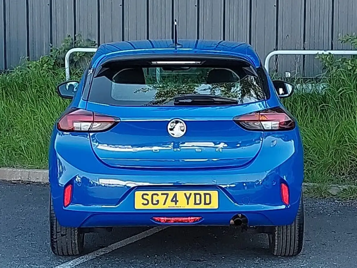 2024-vauxhall-corsa-12i-design-big-15