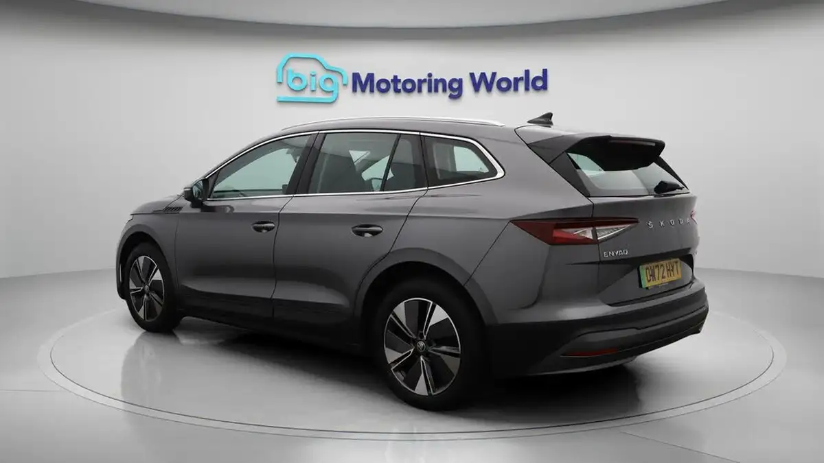 2022-skoda-enyaq-e-60-big-5