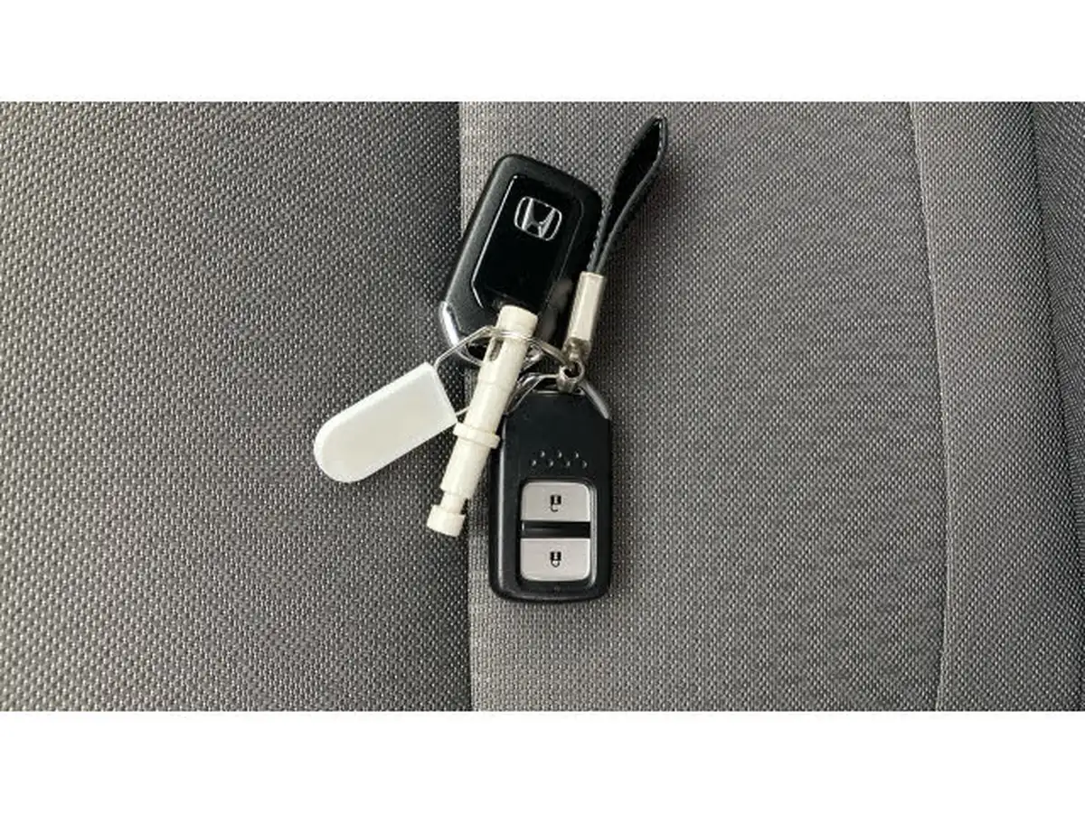 2021-honda-jazz-15-i-mmd-crosstar-ex-109ps-two-tone-big-28