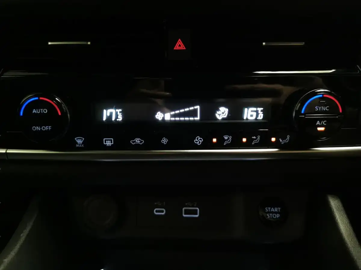 2023-nissan-x-trail-15-e-power-n-connecta-213ps-e-4orce-big-23