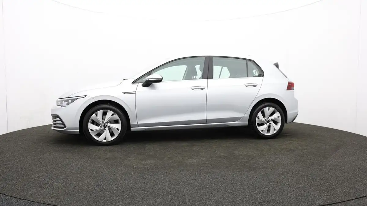 2021-volkswagen-golf-15-tsi-style-130ps-hatchback-big-68