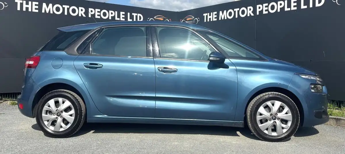 2016-citroen-c4-picasso-16bluehdi-vtr-120ps-big-8