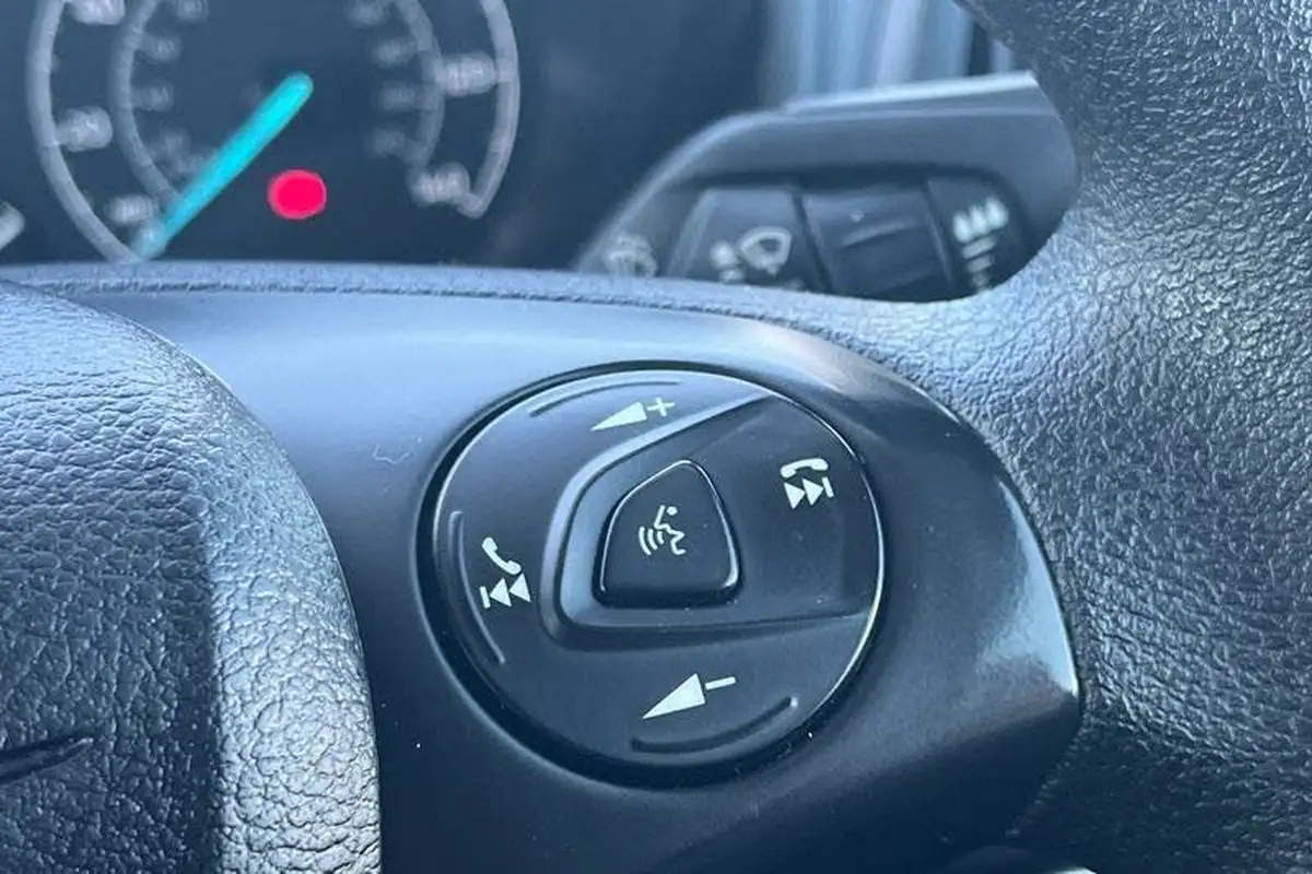 2022-ford-transit-connect-15-ecoblue-l1-220-leader-75pseu6dt-panel-big-17
