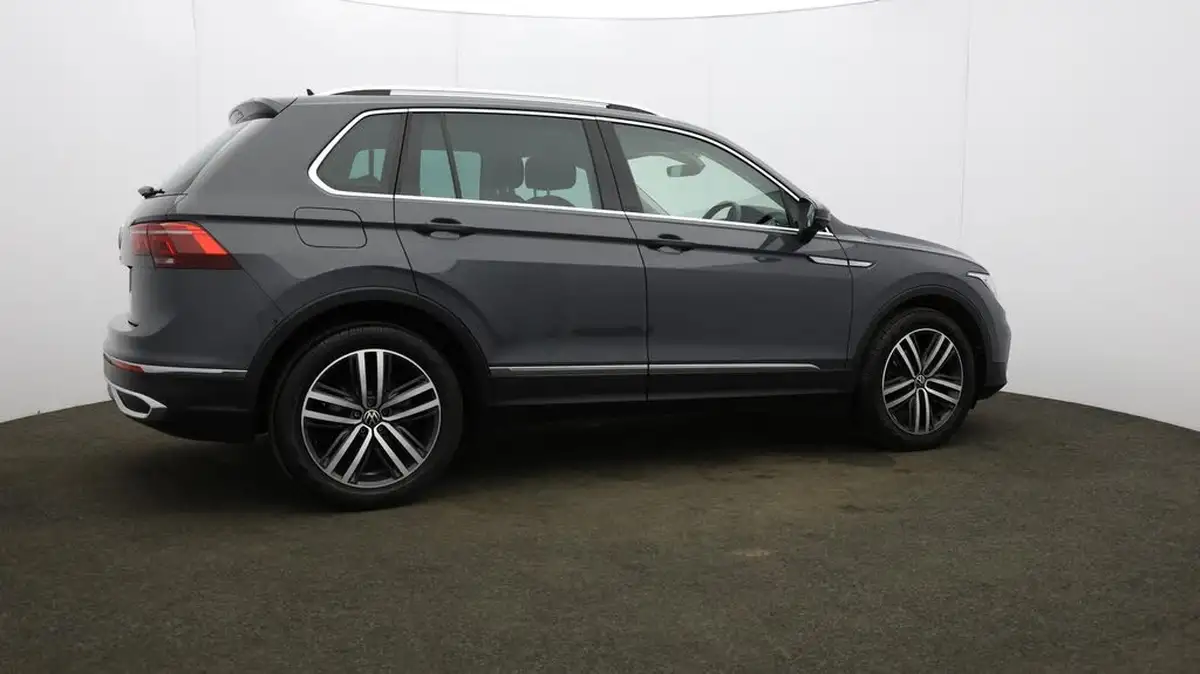 2020-volkswagen-tiguan-15-tsi-elegance-big-33