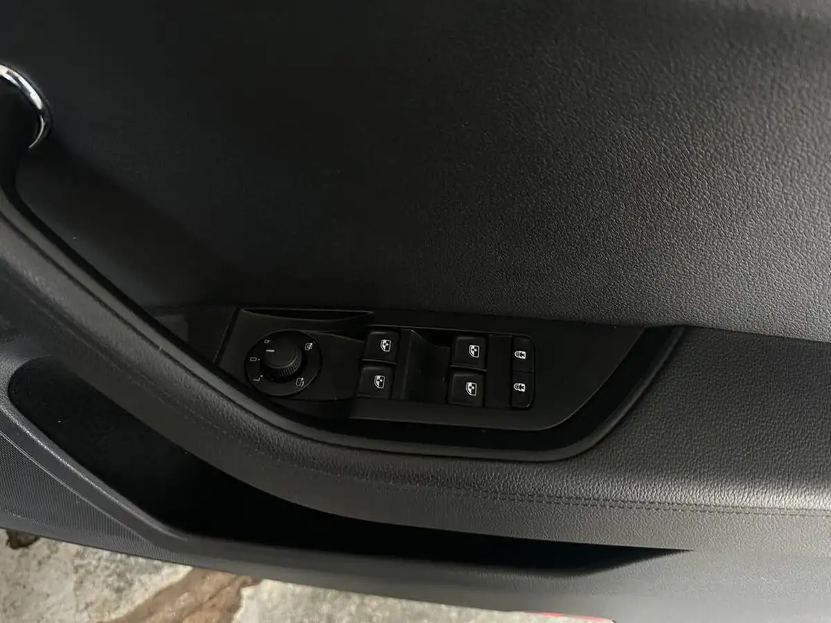 2020-skoda-superb-14-tsi-se-l-estate-big-35