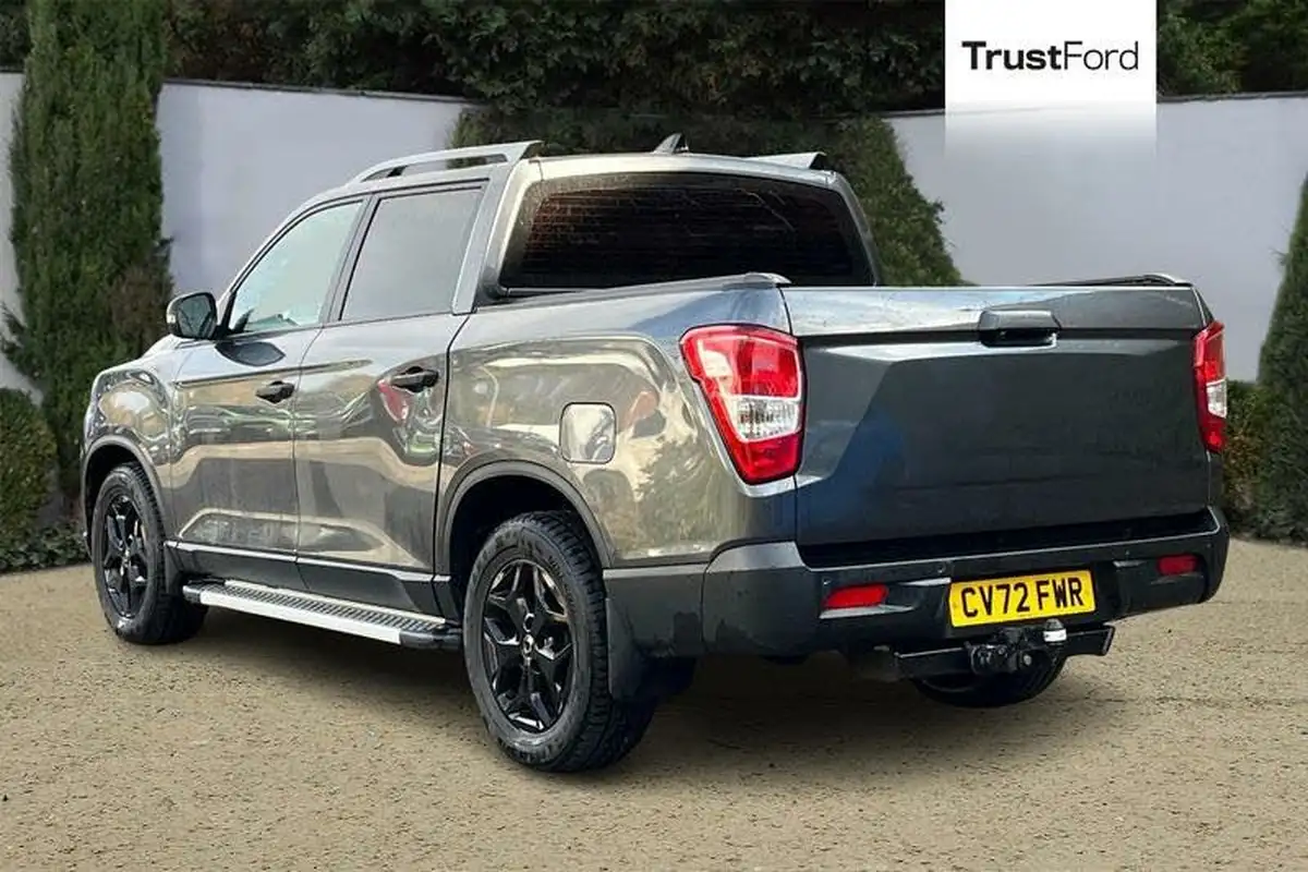 2022-kgm-ssangyong-musso-22td-saracen-202pseu6d-big-1