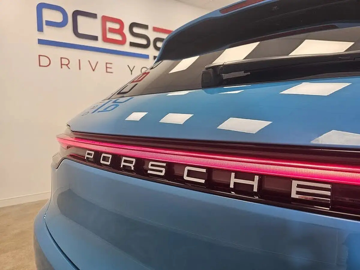 2018-porsche-macan-big-43