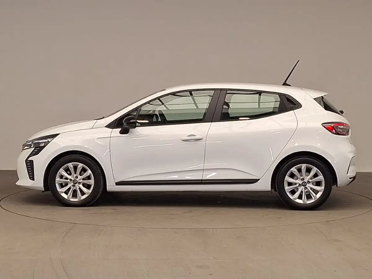 2024-renault-clio-16-evolution-big-3