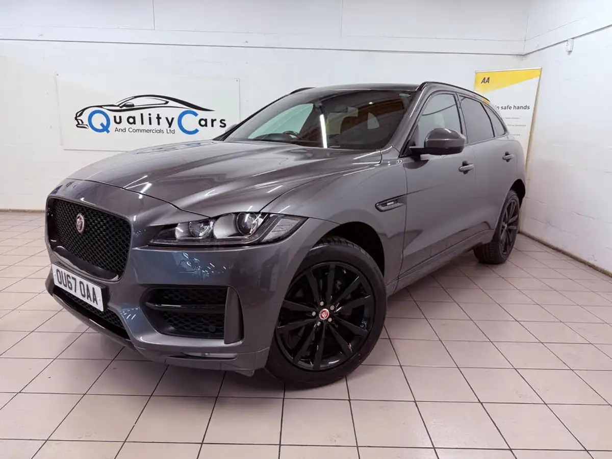 2017-jaguar-f-pace-20-i4d-r-sport-240ps-awd-ss-auto-big-7