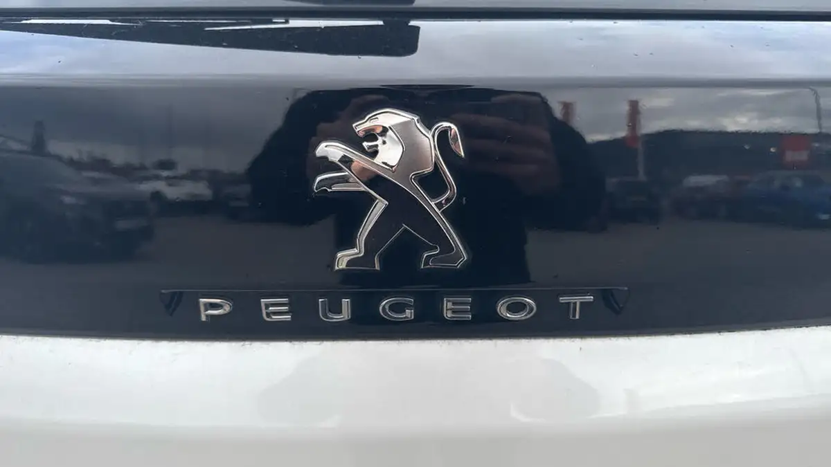 2019-peugeot-3008-suv-15-bluehdi-gt-line-premium-big-25