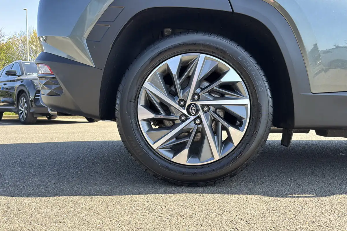 2023-hyundai-tucson-16-t-gdi-premium-150ps-48-volt-mhev-dct-big-6