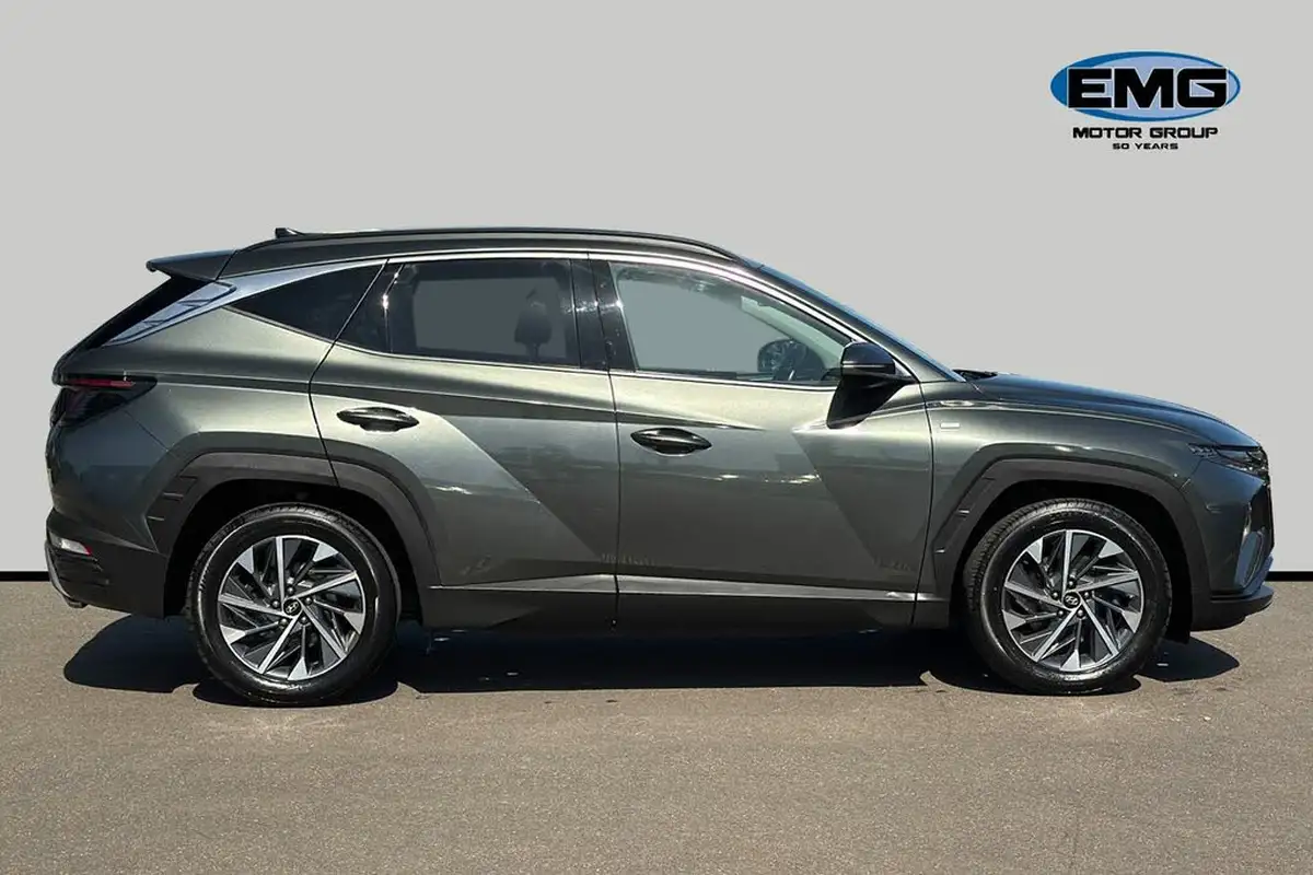 2023-hyundai-tucson-16-t-gdi-premium-150ps-48-volt-mhev-dct-big-2