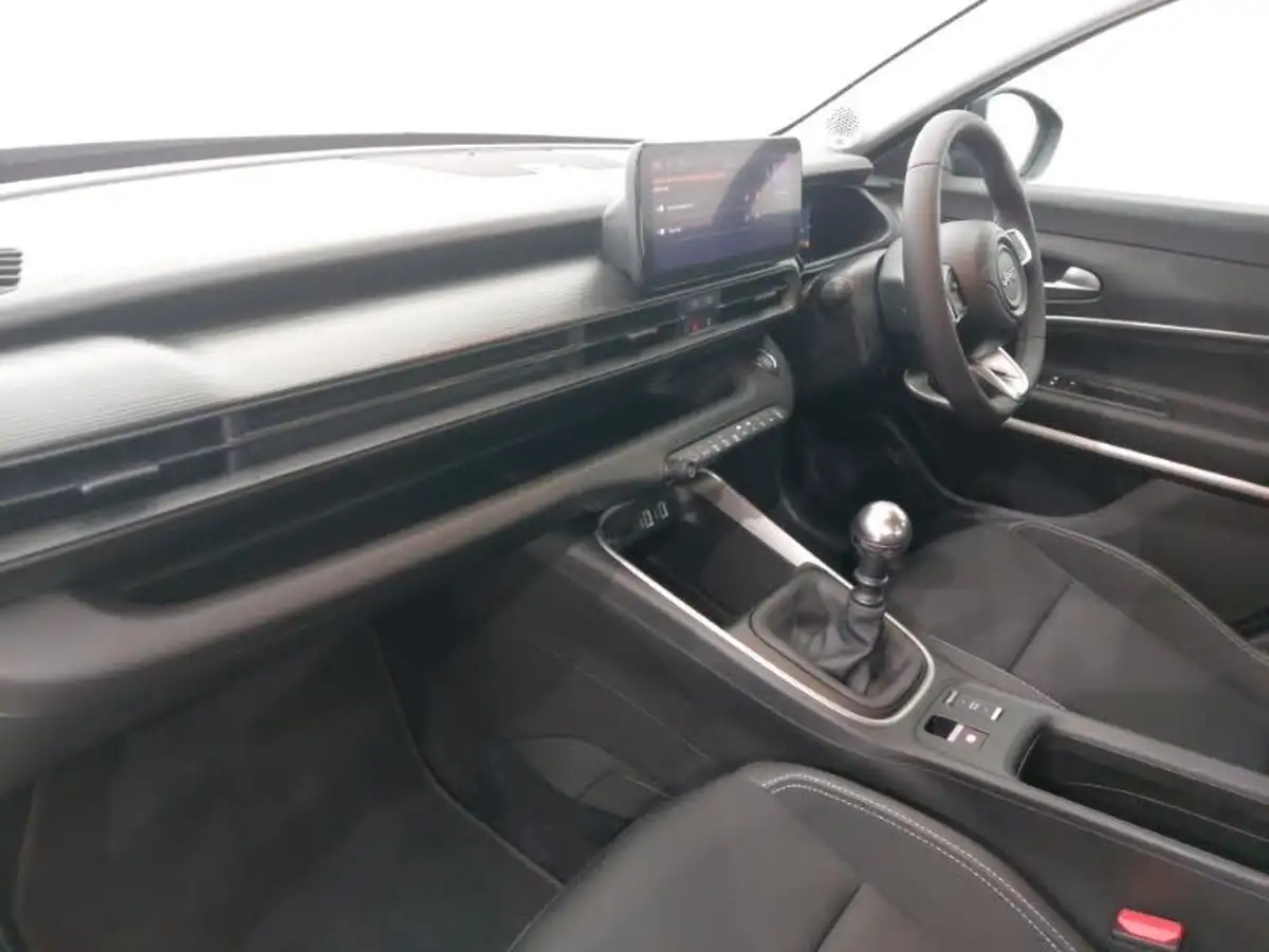 2024-jeep-avenger-12-gse-altitude-big-4