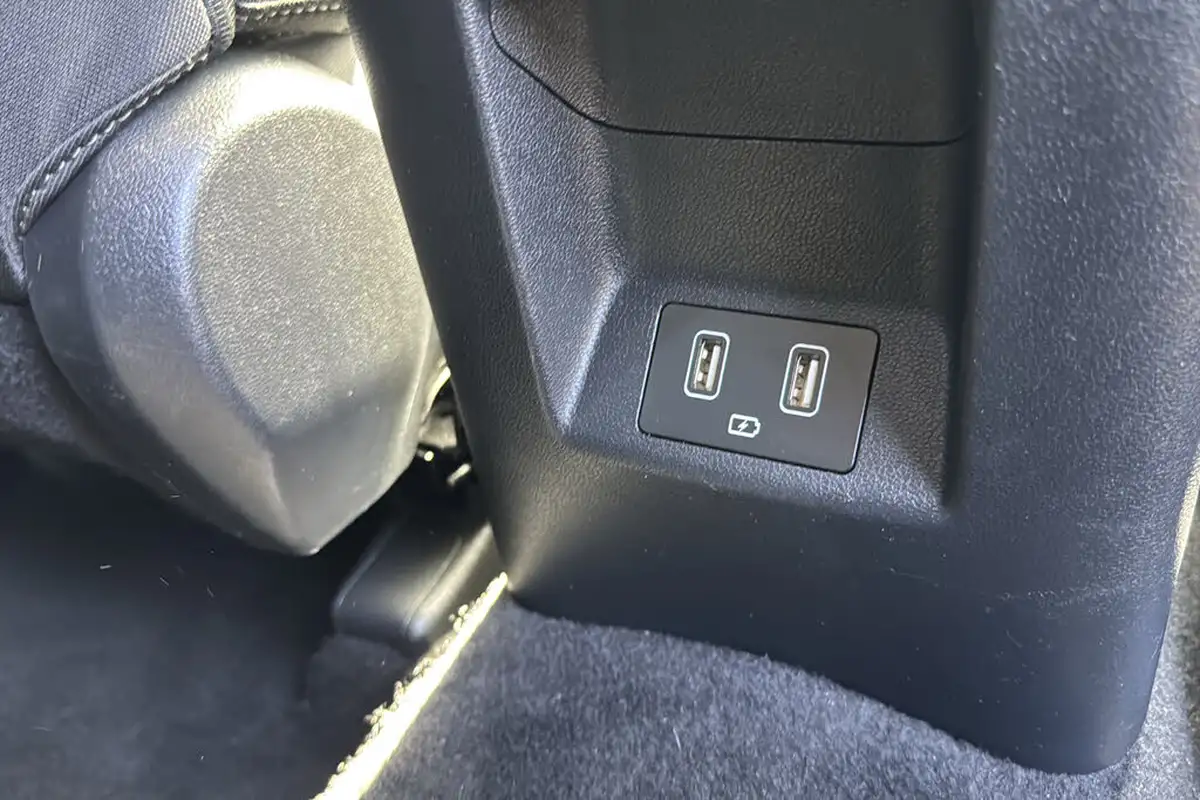 2023-hyundai-tucson-16-t-gdi-premium-150ps-48-volt-mhev-dct-big-28