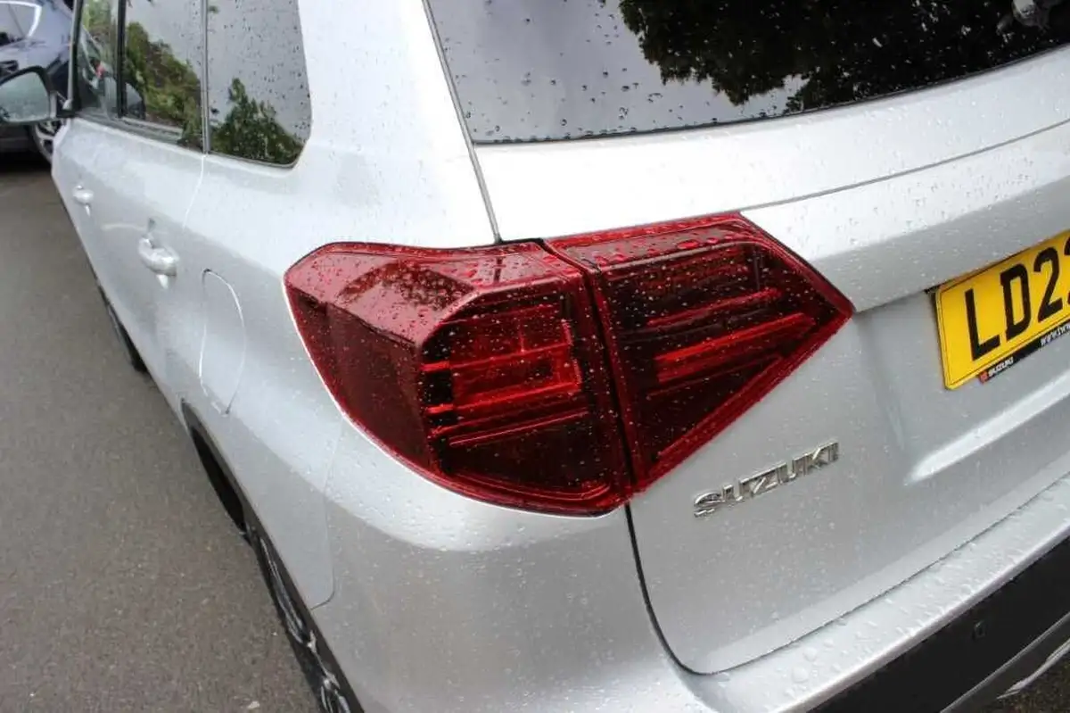 2022-suzuki-vitara-14-boosterjet-sz5-allgrip-big-16
