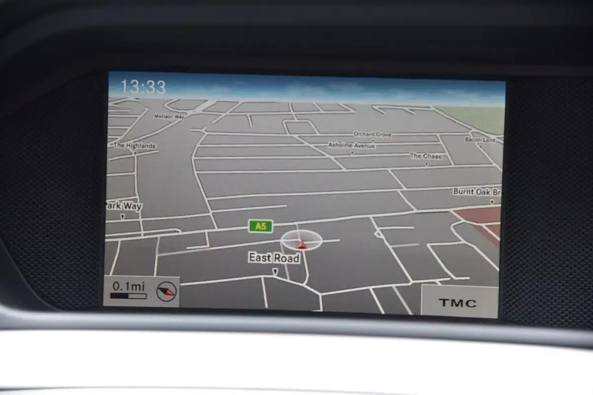 2013-mercedes-benz-c-class-21cdi-c220-cdi-amg-sport-saloon-4d-7g-tronic-plus-big-33