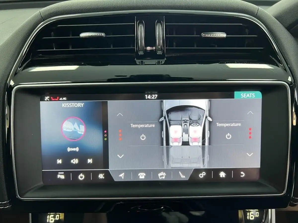 2019-jaguar-xe-20i-r-sport-200ps-big-35