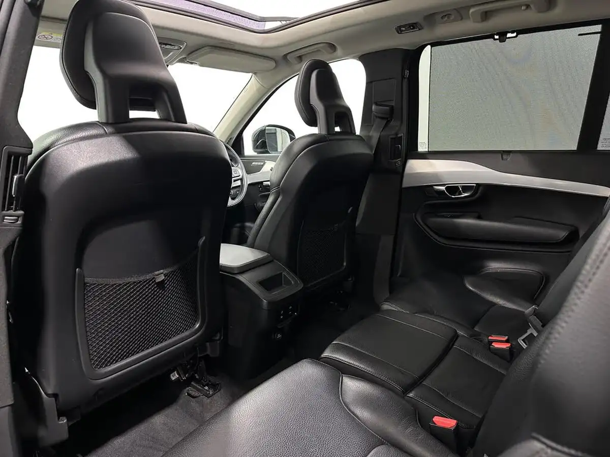 2015-volvo-xc90-20td-momentum-big-36
