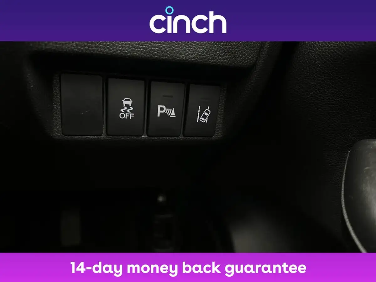 2019-honda-jazz-15-i-vtec-sport-navi-cvt-big-25