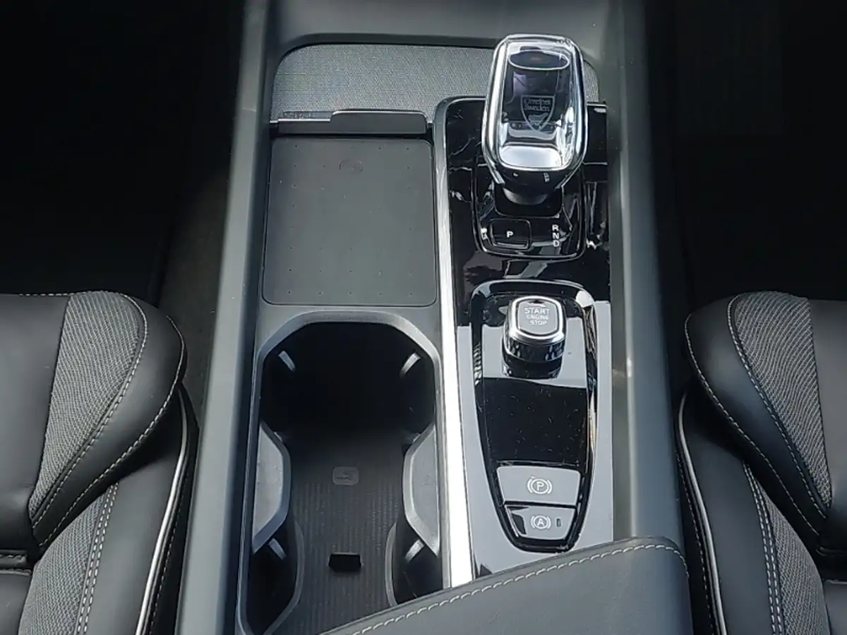 2019-mitsubishi-eclipse-cross-15-black-4wd-auto-big-12