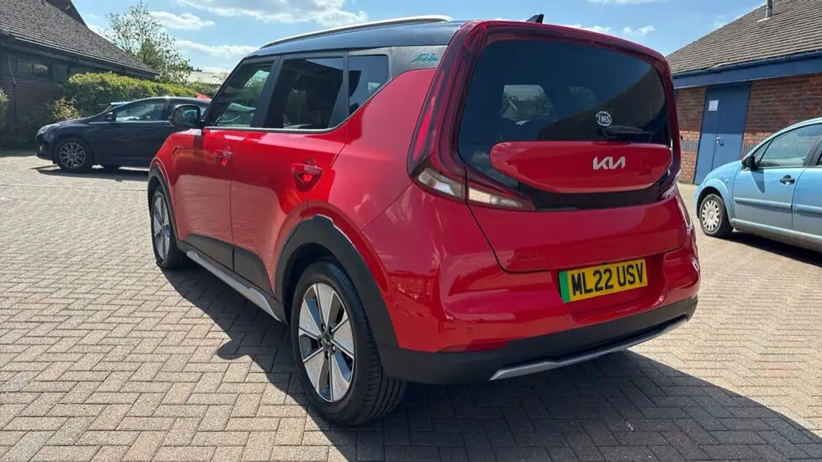 2022-kia-soul-ev-maxx-big-26