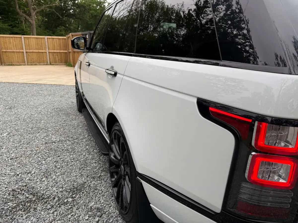 2015-land-rover-range-rover-30tdv6-vogue-big-33