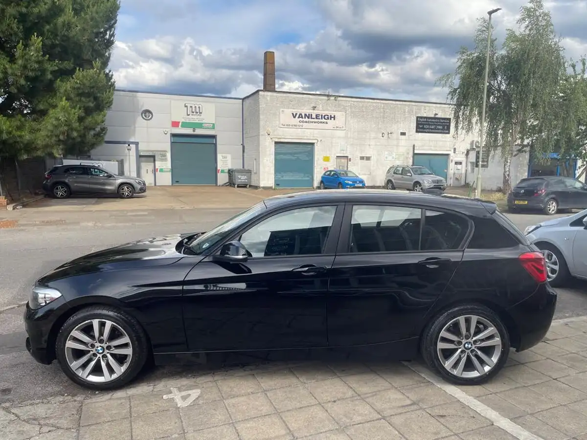 2016-bmw-1-series-15-118i-sport-5d-big-5