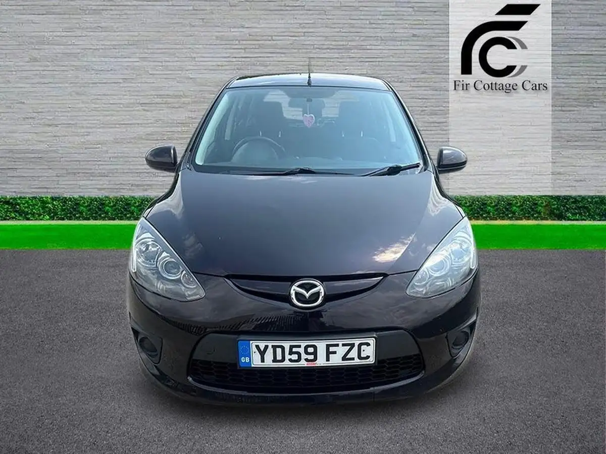 2009-mazda-mazda2-13-tamura-5d-big-1