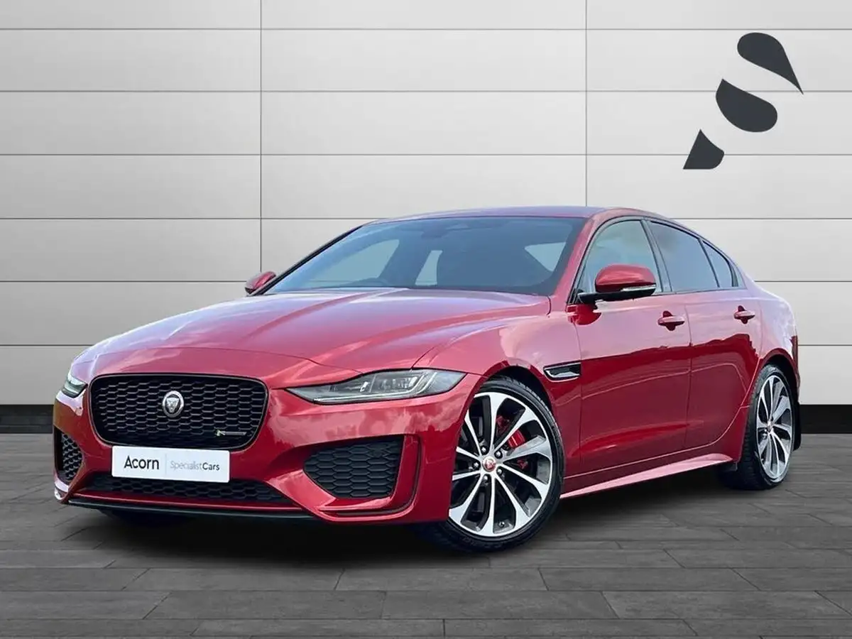 2024-jaguar-xe-big-3