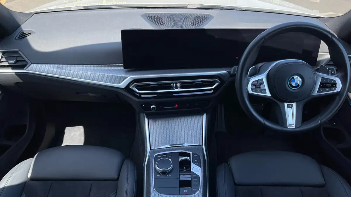 2022-bmw-3-series-20-330e-m-sport-touring-5d-big-10