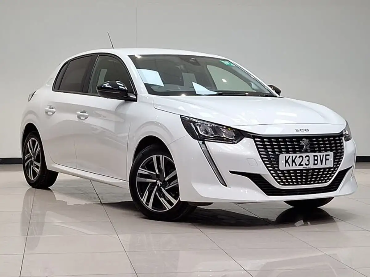2023-peugeot-208-12-puretech-allure-premium-100ps-big-0