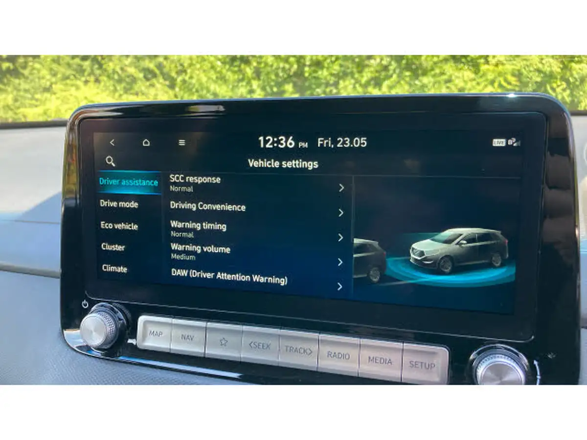 2022-hyundai-kona-e-premium-204ps-64kwh-7kw-obc-big-35