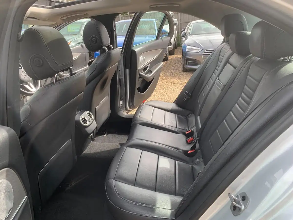 2018-mercedes-benz-e-class-20d-e220d-se-premium-plusss-saloon-4d-big-36