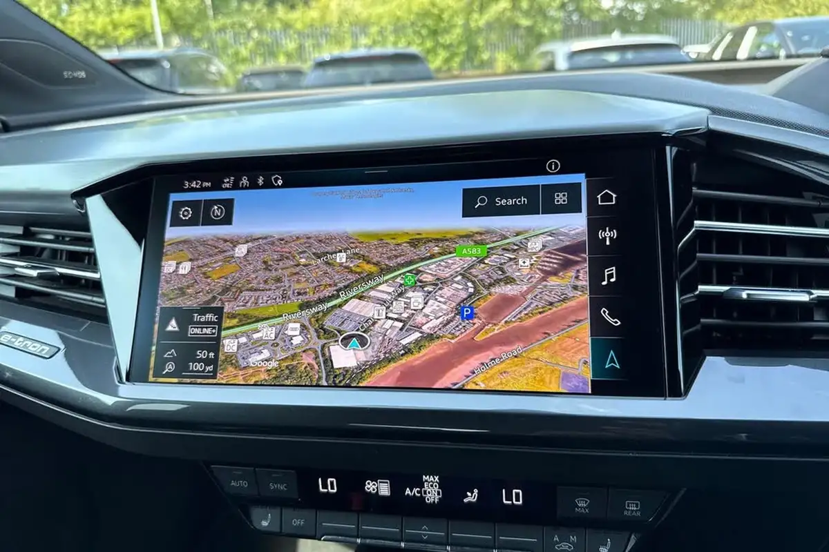 2023-audi-q4-e-tron-35e-s-line-station-wagon-big-50