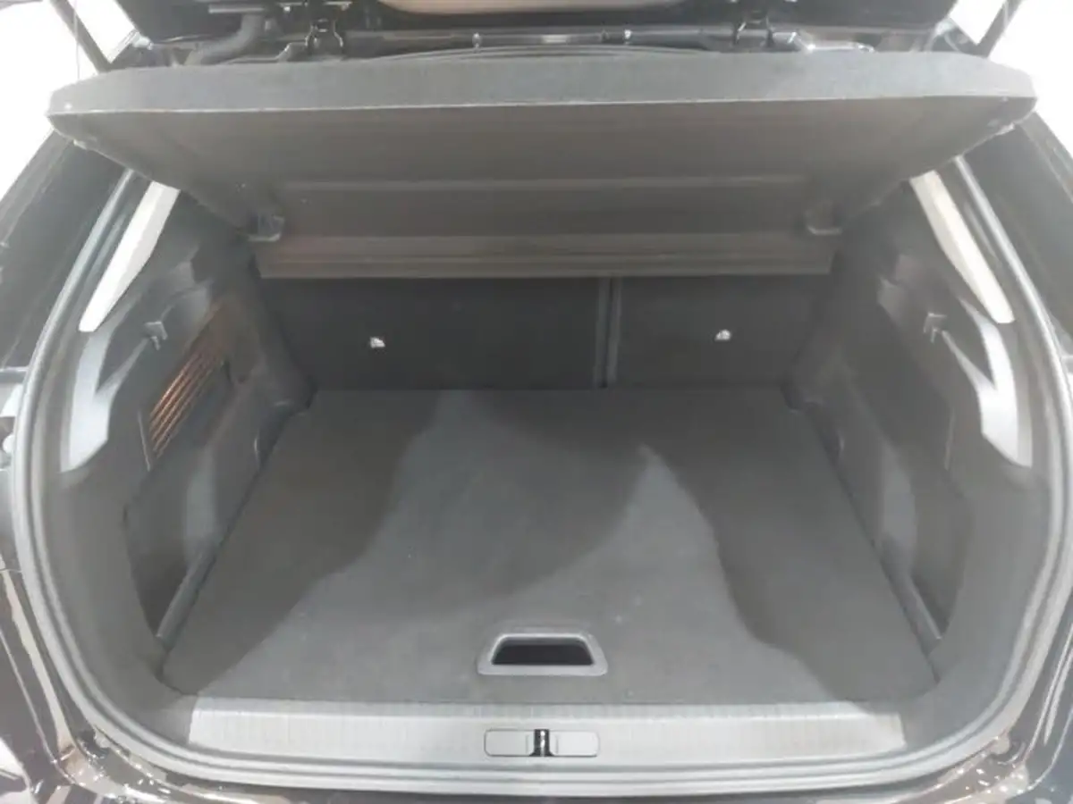 2022-citroen-c4-12-puretech-shine-130ps-big-7