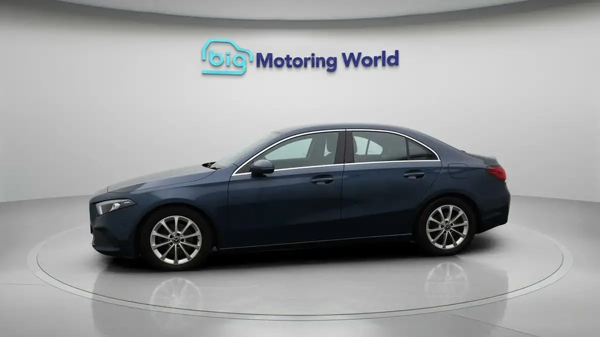 2020-mercedes-benz-a-class-13-a200-sport-executive-saloon-4d-7g-dct-big-4