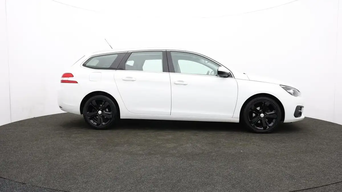 2018-peugeot-308-sw-15-bluehdi-allure-15-bluehdi-big-43