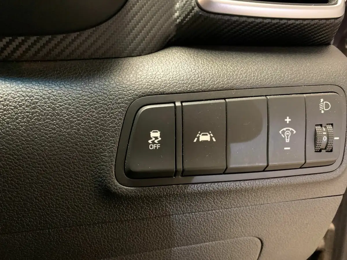 2018-hyundai-tucson-16-gdi-se-nav-big-25
