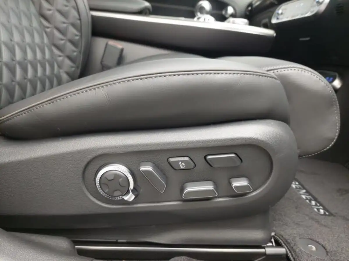 2025-genesis-gv60-e-premium-229ps-big-12